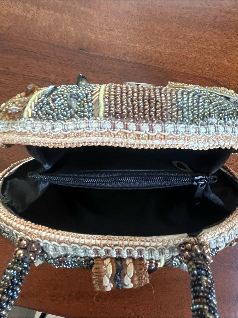 RARE Vintage Mary Frances Archival Beaded Top Handle Bag - 3D Butterfly Motif - Picture 14 of 16